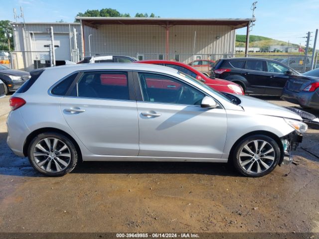 KMHH35LE5JU057976 Hyundai ELANTRA GT