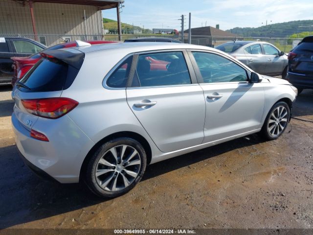 KMHH35LE5JU057976 Hyundai ELANTRA GT