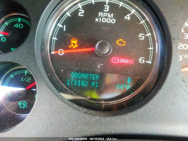 Chevrolet Suburban 1500 Lt 2014 1GNSCJE07ER104395 Image 15