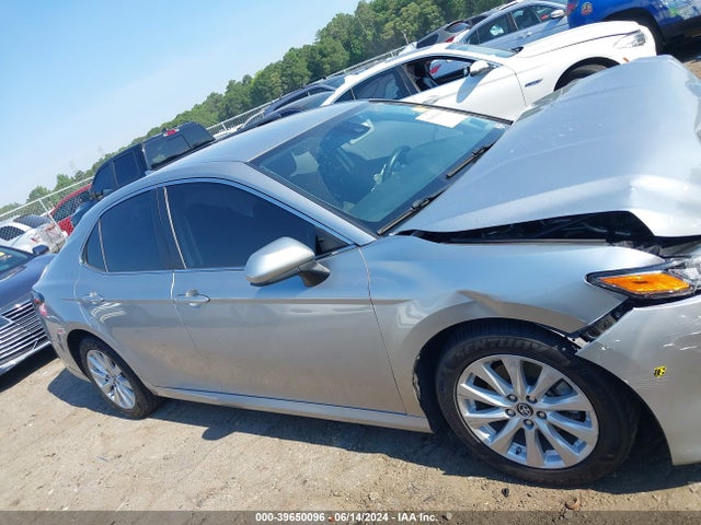 Toyota CAMRY LE 2019 4T1B11HK9KU261877 Image 13