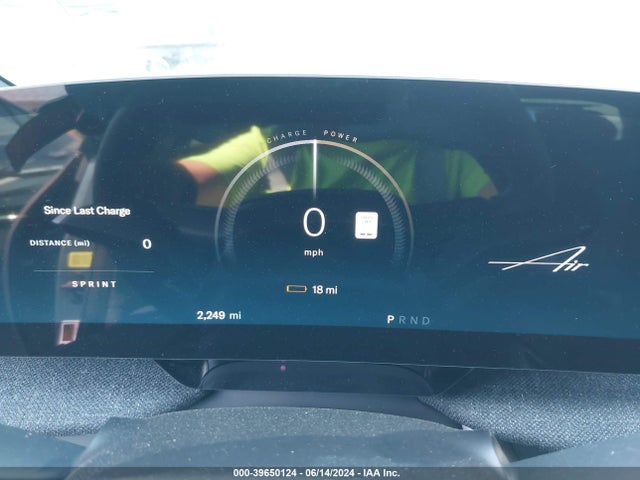 Lucid Air Touring 2024 50EA1TEA6RA004142 Image 18