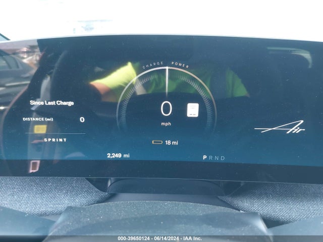 Lucid Air Touring 2024 50EA1TEA6RA004142 Image 7