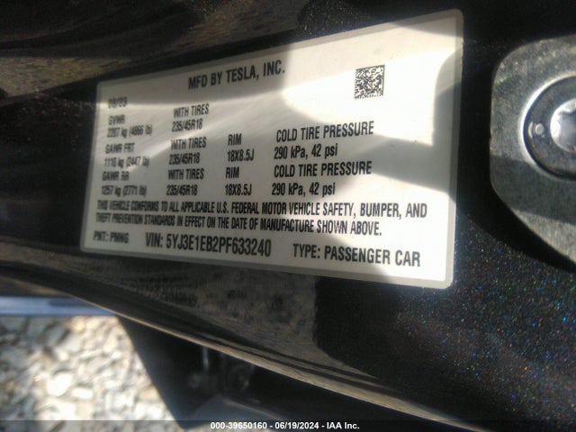 2023 TESLA MODEL 3 5YJ3E1EB2PF633240 Photo 8