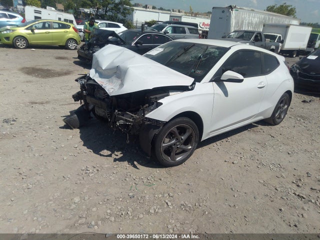 Hyundai Veloster 2.0 2019 KMHTG6AF4KU013775 Image 2