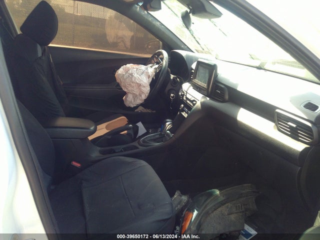 Hyundai Veloster 2.0 2019 KMHTG6AF4KU013775 Image 5