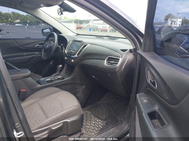 2GNAXSEV3J6212746 Chevrolet EQUINOX LT