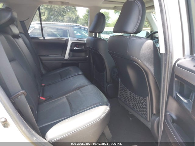Toyota 4runner Limited 2016 JTEZU5JR1G5111753 Image 8