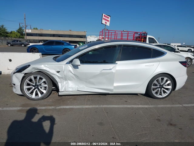 Tesla Model 3 Long Range Dual Motor All-wheel Drive 2020 5YJ3E1EB6LF667594 Image 14