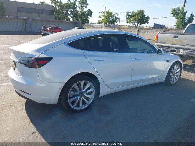 Tesla Model 3 Long Range Dual Motor All-wheel Drive 2020 5YJ3E1EB6LF667594 Image 4