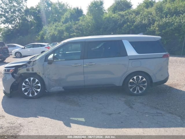 KNDNC5H31R6440683 KIA Carnival Mpv Ex