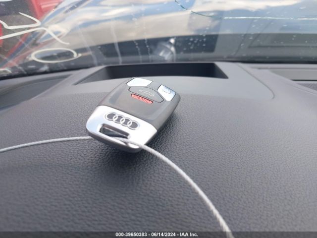WAUCNCF50JA007557 Audi A5 2.0t Premium
