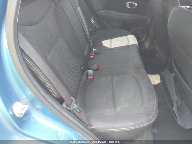 KIA SOUL + 2016 KNDJP3A5XG7297436 Image 8