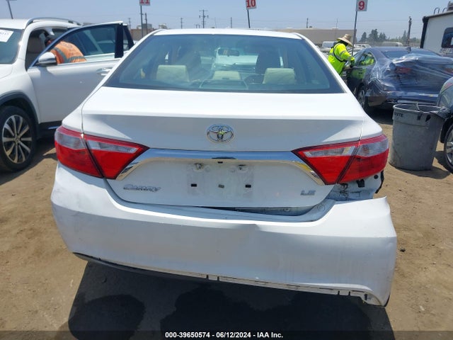 Toyota CAMRY LE 2016 4T4BF1FK2GR557017 Image 16