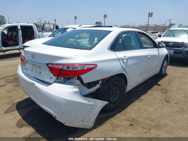 Toyota CAMRY LE 2016 4T4BF1FK2GR557017 Image 4