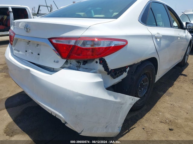 Toyota CAMRY LE 2016 4T4BF1FK2GR557017 Image 6