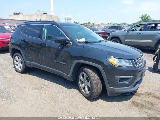 Jeep Compass Latitude 4x4 2019 3C4NJDBB8KT647227 Image 1