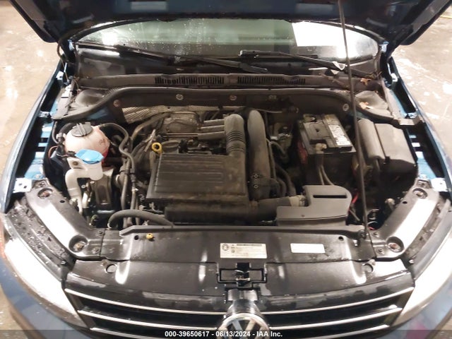 3VWB67AJ1HM330937 Volkswagen Jetta 1.4t Se