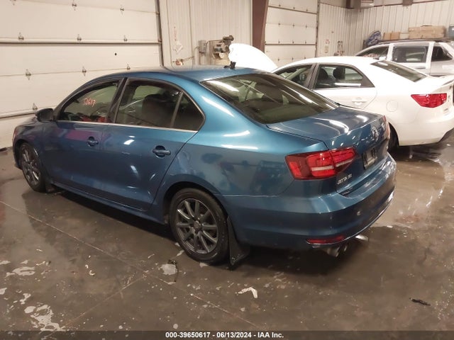 3VWB67AJ1HM330937 Volkswagen Jetta 1.4t Se