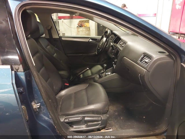3VWB67AJ1HM330937 Volkswagen Jetta 1.4t Se