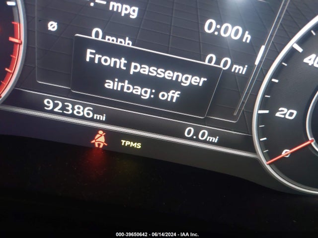 WA1CNAFY8J2017579 Audi Q5 2.0t Premium/2.0t Tech Premium