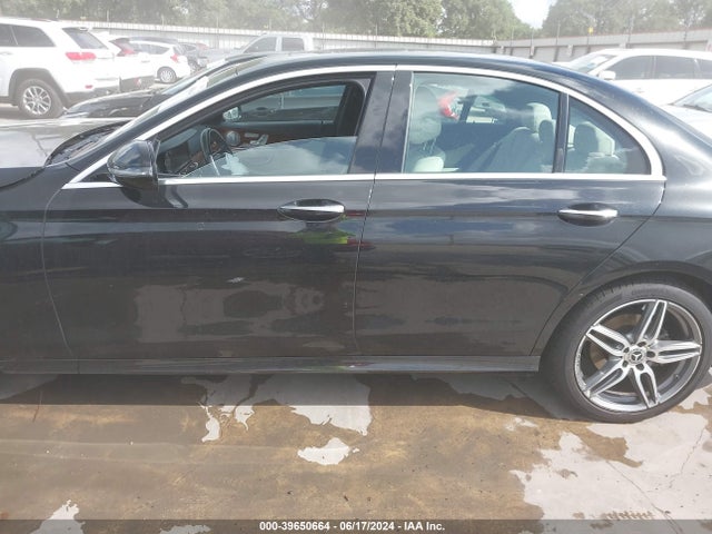 Mercedes-Benz E 300 2018 WDDZF4JBXJA363632 Image 14