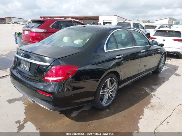 Mercedes-Benz E 300 2018 WDDZF4JBXJA363632 Image 4