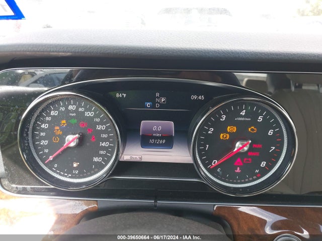 Mercedes-Benz E 300 2018 WDDZF4JBXJA363632 Image 7
