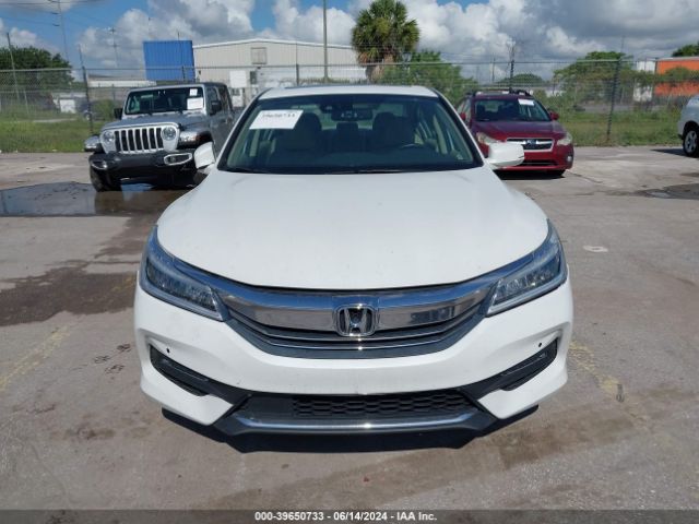 1HGCR3F93HA036119 Honda Accord Touring V6