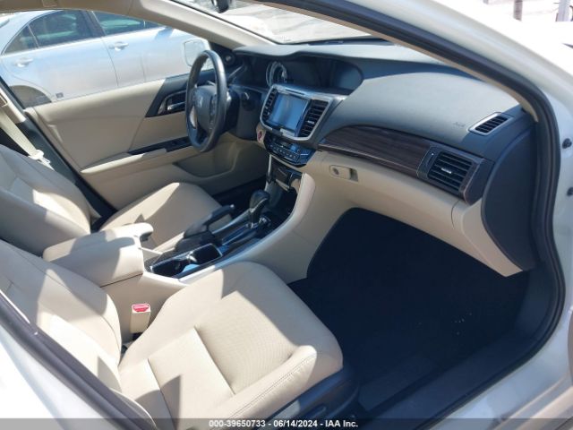 1HGCR3F93HA036119 Honda Accord Touring V6