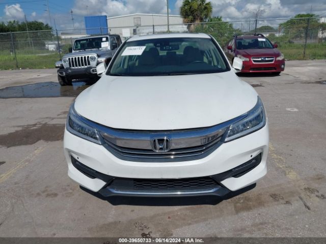 1HGCR3F93HA036119 Honda Accord Touring V6