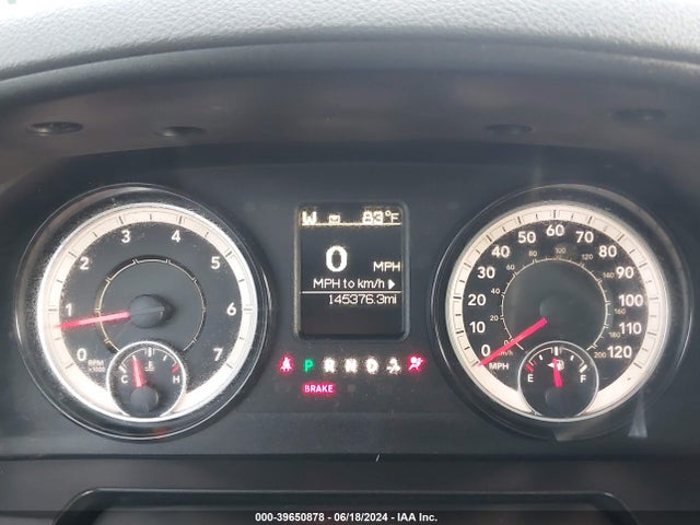 1C6RR7GG9JS315899 RAM 1500 Slt Quad Cab 4x4 6'4 Box
