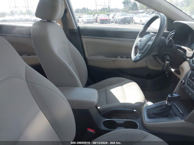Hyundai ELANTRA SE 2017 5NPD84LF7HH120622 Image 5