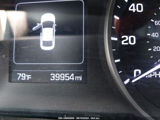 5NPD84LFXJH285537 Hyundai ELANTRA SEL
