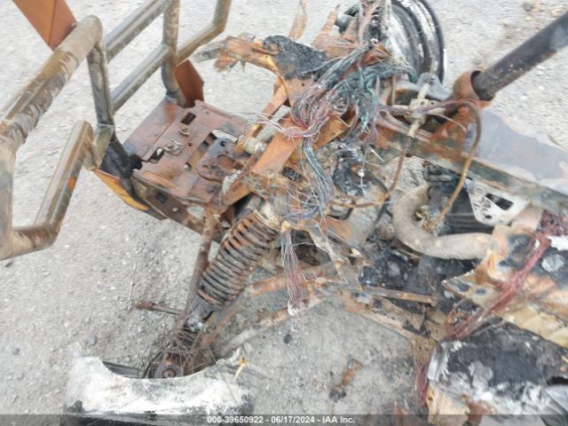 2022 CAN-AM RENEGADE 3JBMWAX45NJ001085 Photo 9