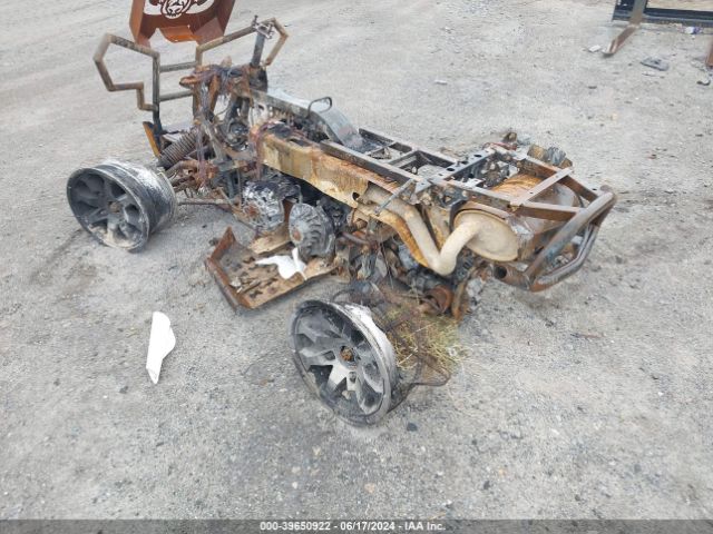 2022 CAN-AM RENEGADE 3JBMWAX45NJ001085 Photo 2