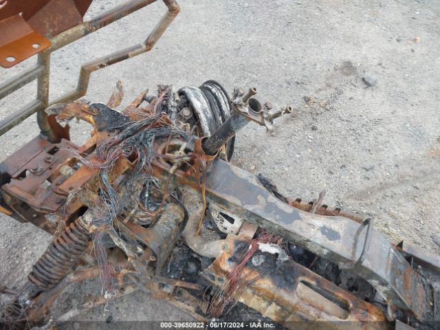 2022 CAN-AM RENEGADE 3JBMWAX45NJ001085 Photo 6