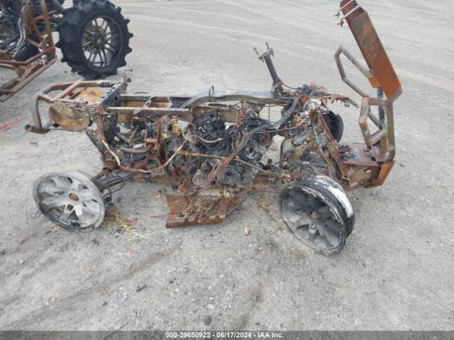 2022 CAN-AM RENEGADE 3JBMWAX45NJ001085 Photo 7