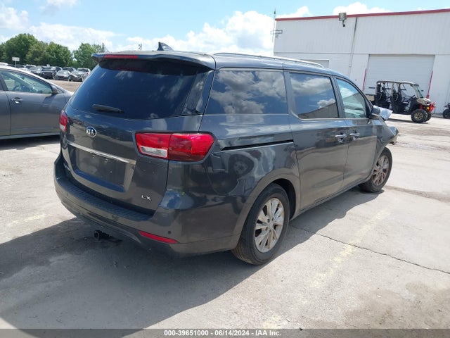 KIA SEDONA LX 2016 KNDMB5C16G6132247 Image 4