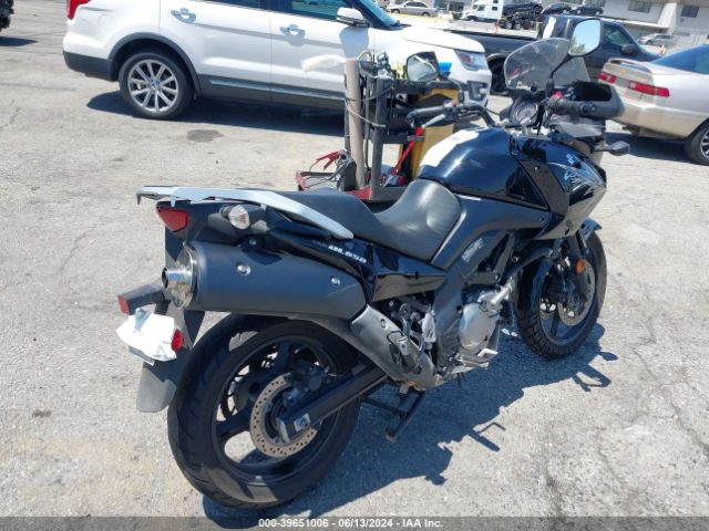 2011 SUZUKI DL650 JS1VP54B1B2101348 Photo 3