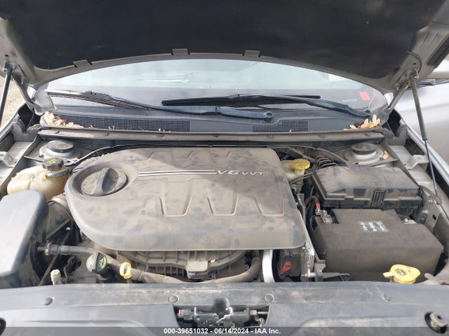 1C3CCCDG1FN686899 Chrysler 200 S