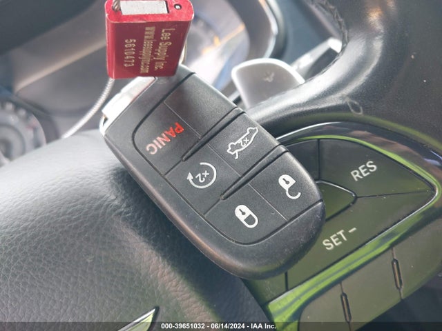 1C3CCCDG1FN686899 Chrysler 200 S