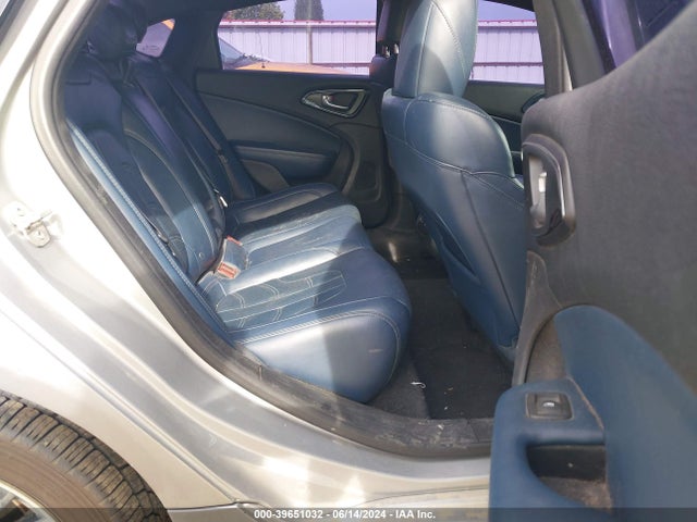 1C3CCCDG1FN686899 Chrysler 200 S