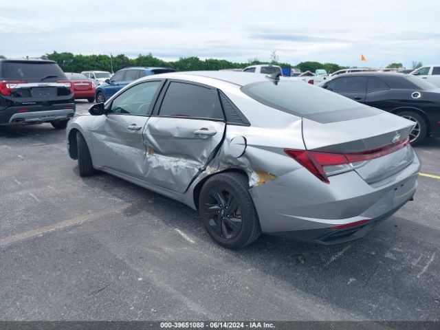 5NPLM4AG2MH009425 Hyundai ELANTRA SEL