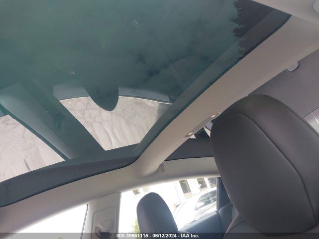 5YJ3E1EB1KF387046 Tesla Model 3 Long Range/performance