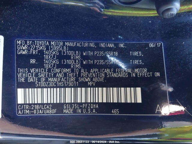 5TDDZ3DC1HS179011 Toyota Sienna Xle 7 Passenger
