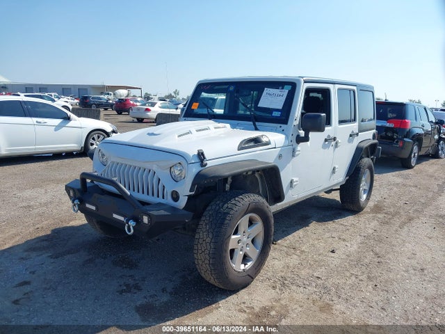 1C4BJWDG0HL579033 Jeep Wrangler Unlimited Sport 4x4