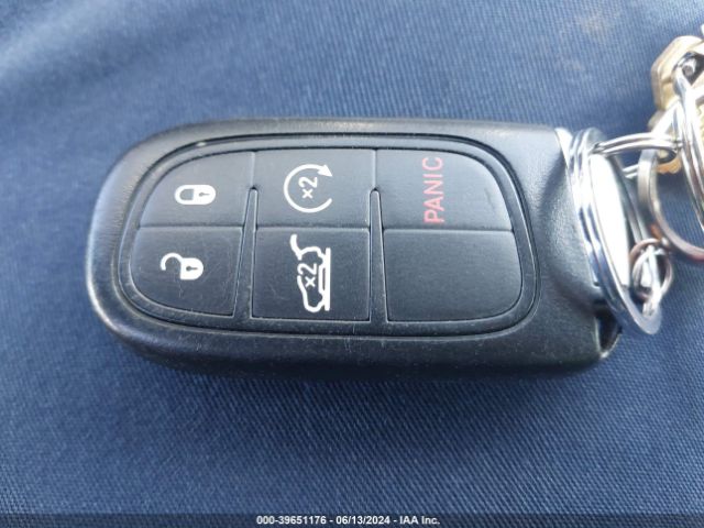 1C4PJMCS1FW745068 Jeep Cherokee Latitude