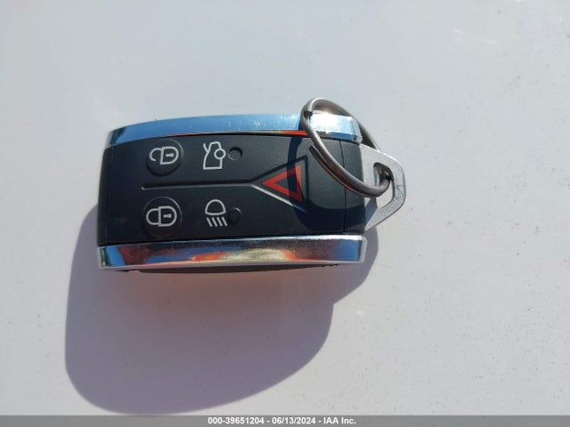 2009 JAGUAR XF SAJWA07C391R43435 Photo 10