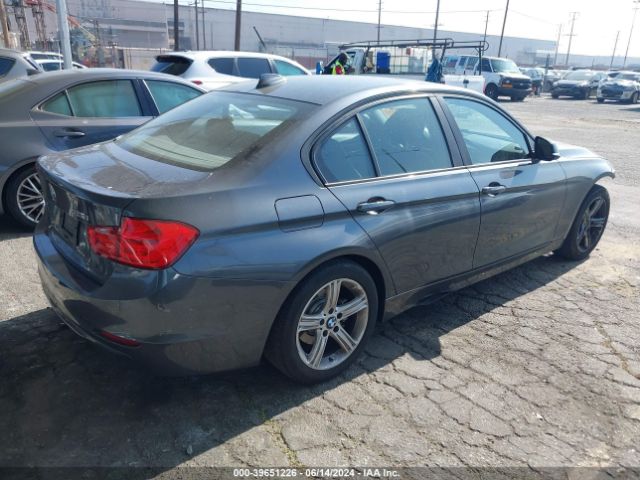 WBA3C1C52FK124217 BMW 328I