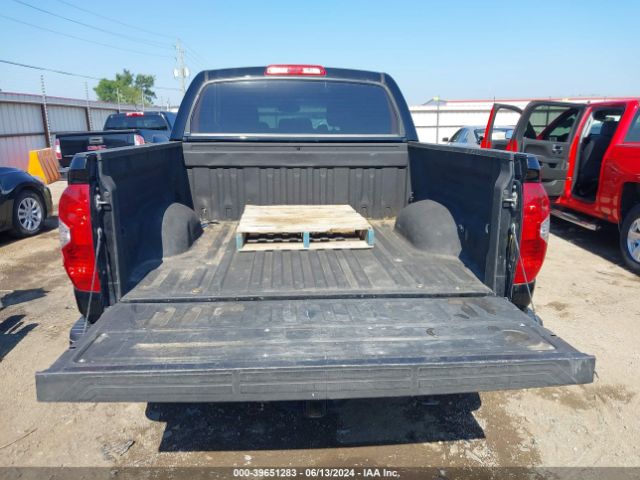 5TFDW5F13EX387512 Toyota Tundra Sr5 5.7l V8